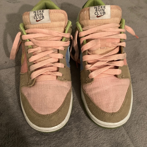 Nike AirClub dunks low - Picture 1 of 4